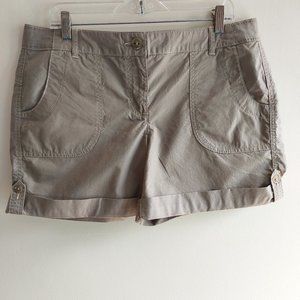 Tommy Hilfiger Size 12 Convertible Leg Shorts